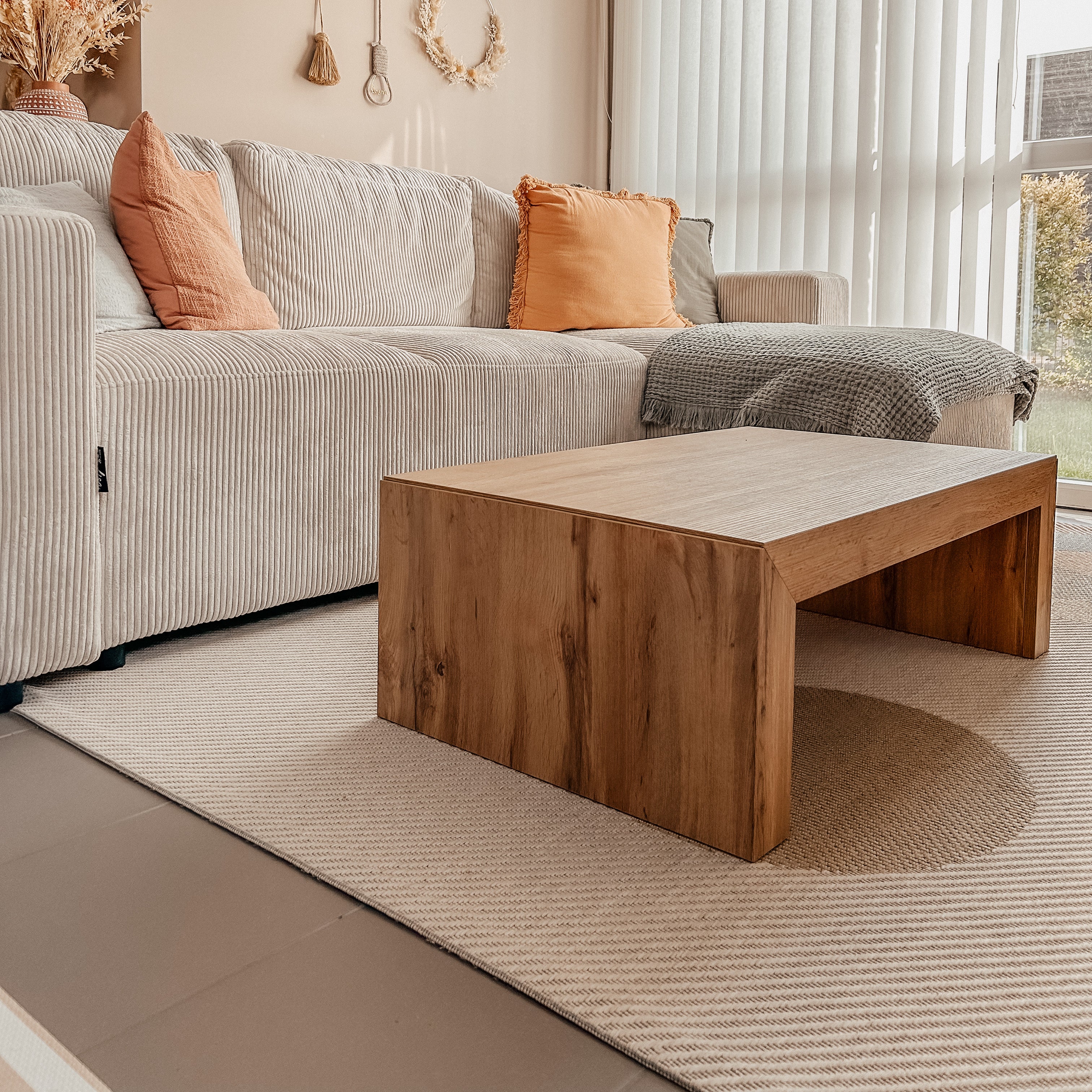Angelica Coffee Table, Rustic Oak - Set image 4