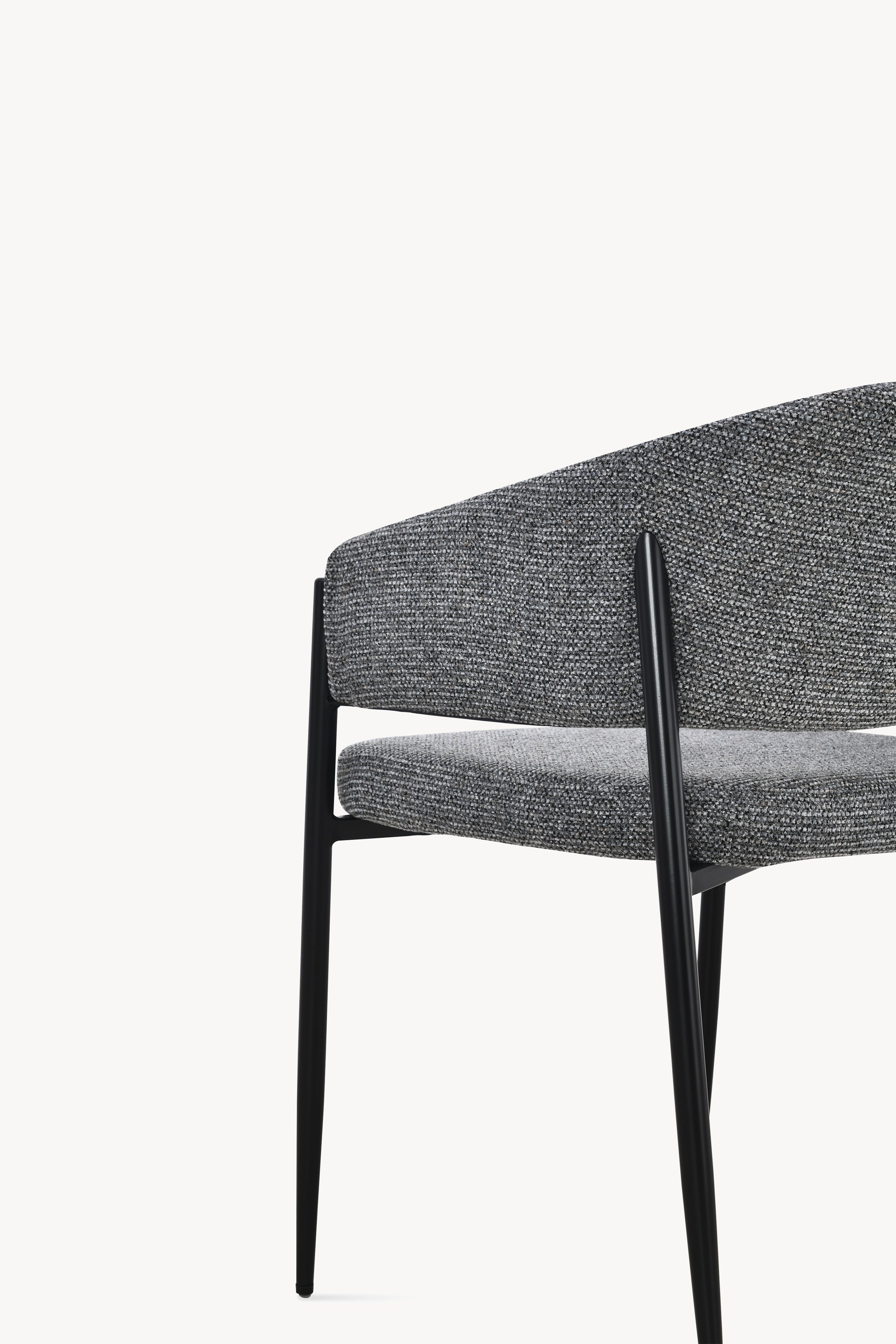 Chaises en tissu Martina, Lot de 2, Gris Foncé avec pieds en métal noir - Image de détail 14