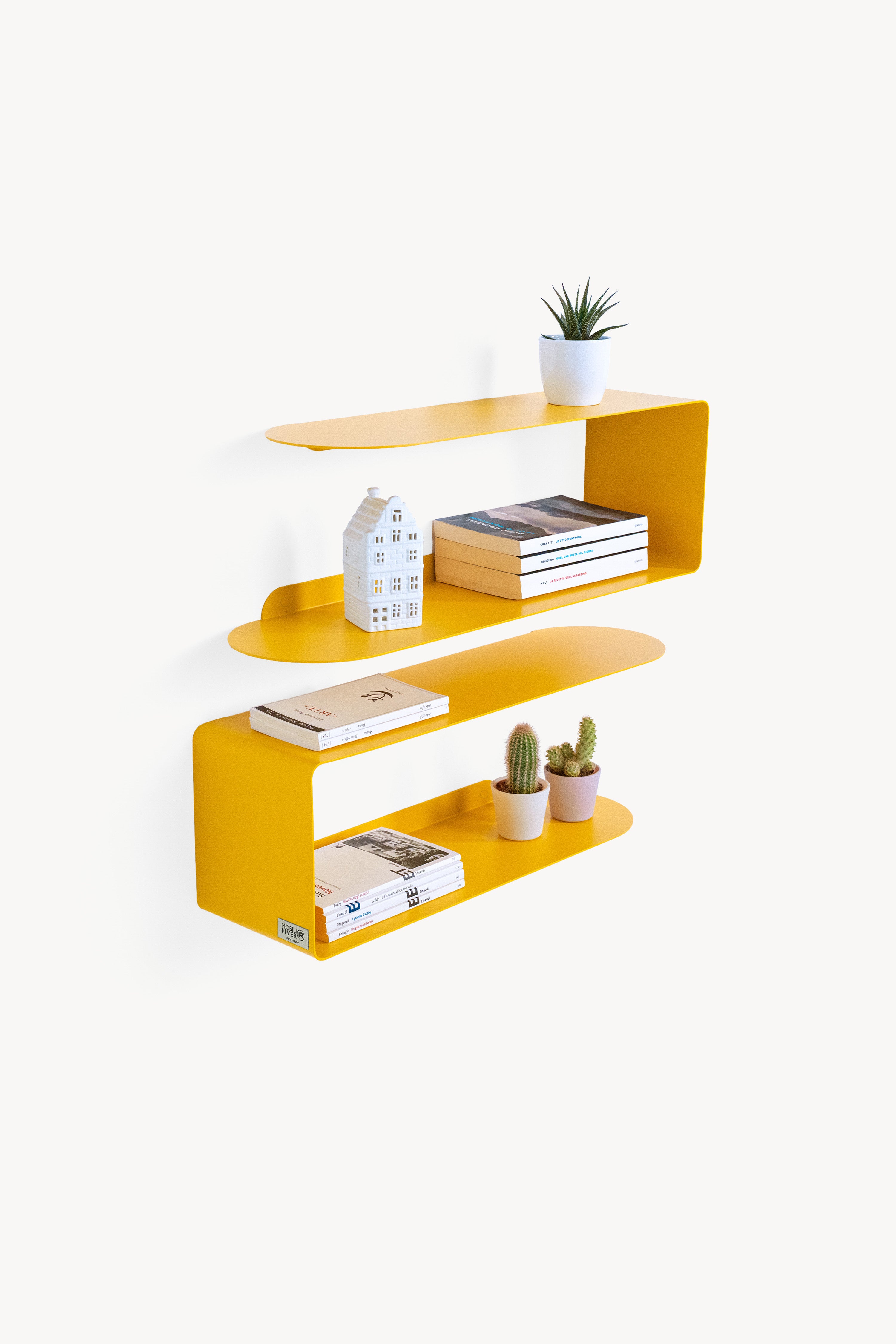 Coppia di mensole in metallo Camilla a C, 60x18x20 cm, Giallo Senape