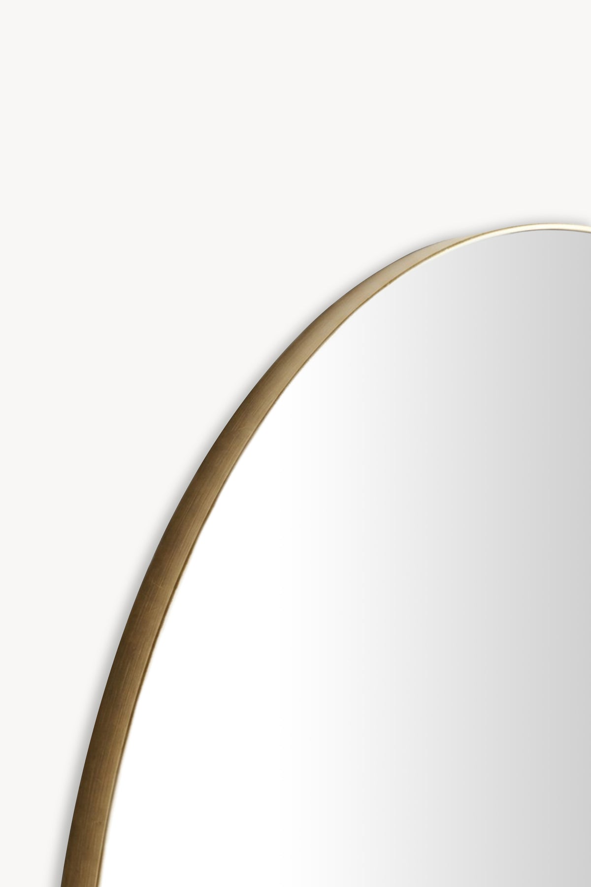 Miroir rond Carlotta, Ø 60 cm, cadre en acier couleur laiton - Image de détail 3