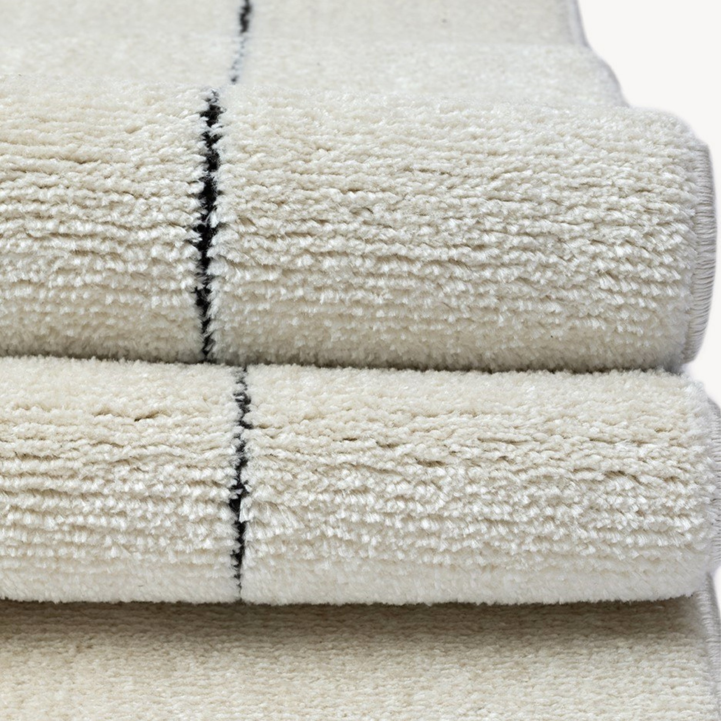 Rectangular Rug Arno 63x91 in, Cream with Abstract Pattern - Detail image 4