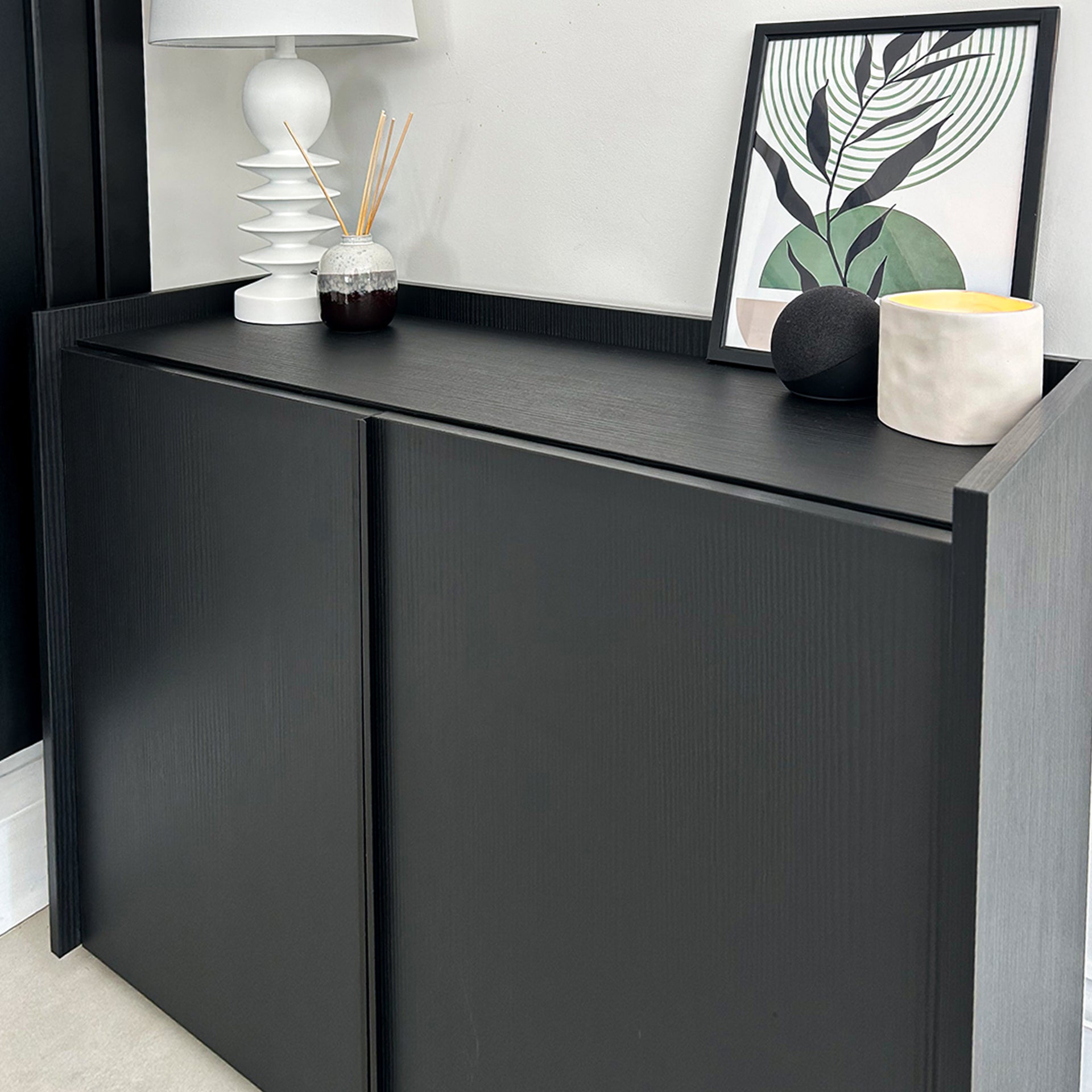 Mobile Basso Romina (93,6x36x70 cm), 2 Ante, Nero Frassino - Immagine ambientata 2