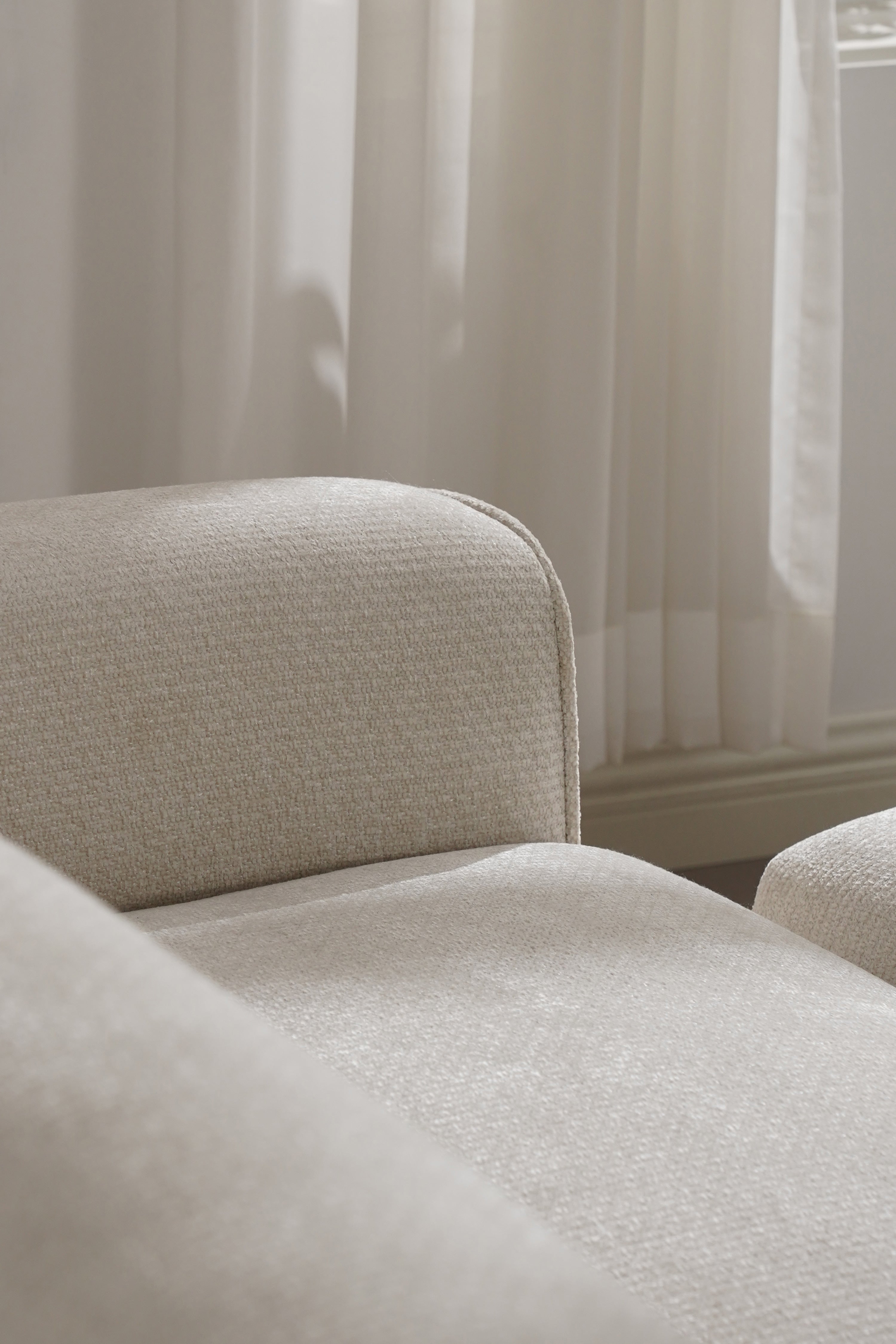Modulares Ecksofa Rossella 284x91 cm, Aschweiß - Detailbild 1