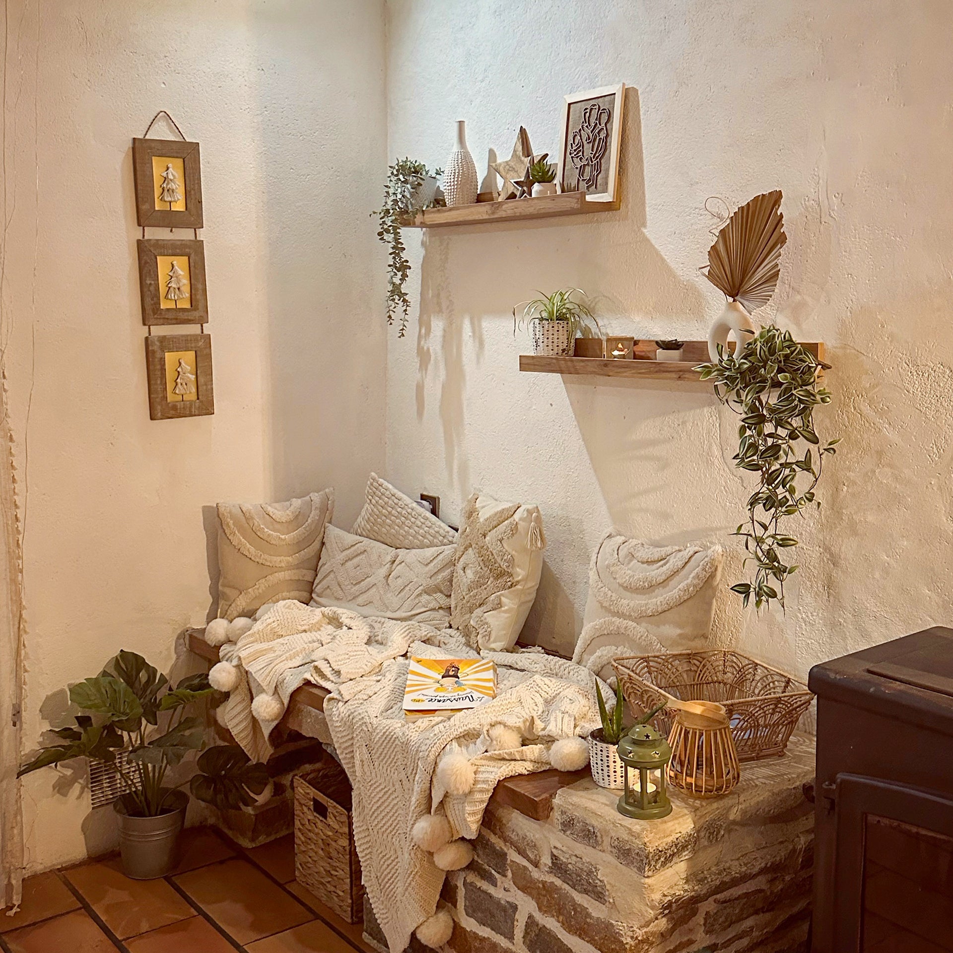 Coppia Mensole portafoto-quadri First, 80 cm, Rovere Rustico - Immagine ambientata 1