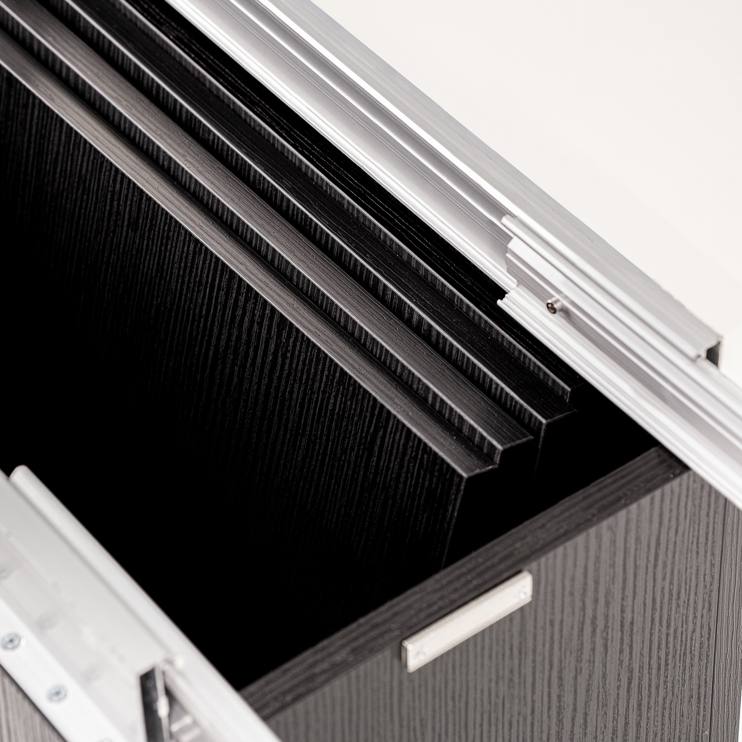 Ausziehbare Bank X 67,5(292)x35,6 cm, Esche Schwarz - Detail image 5