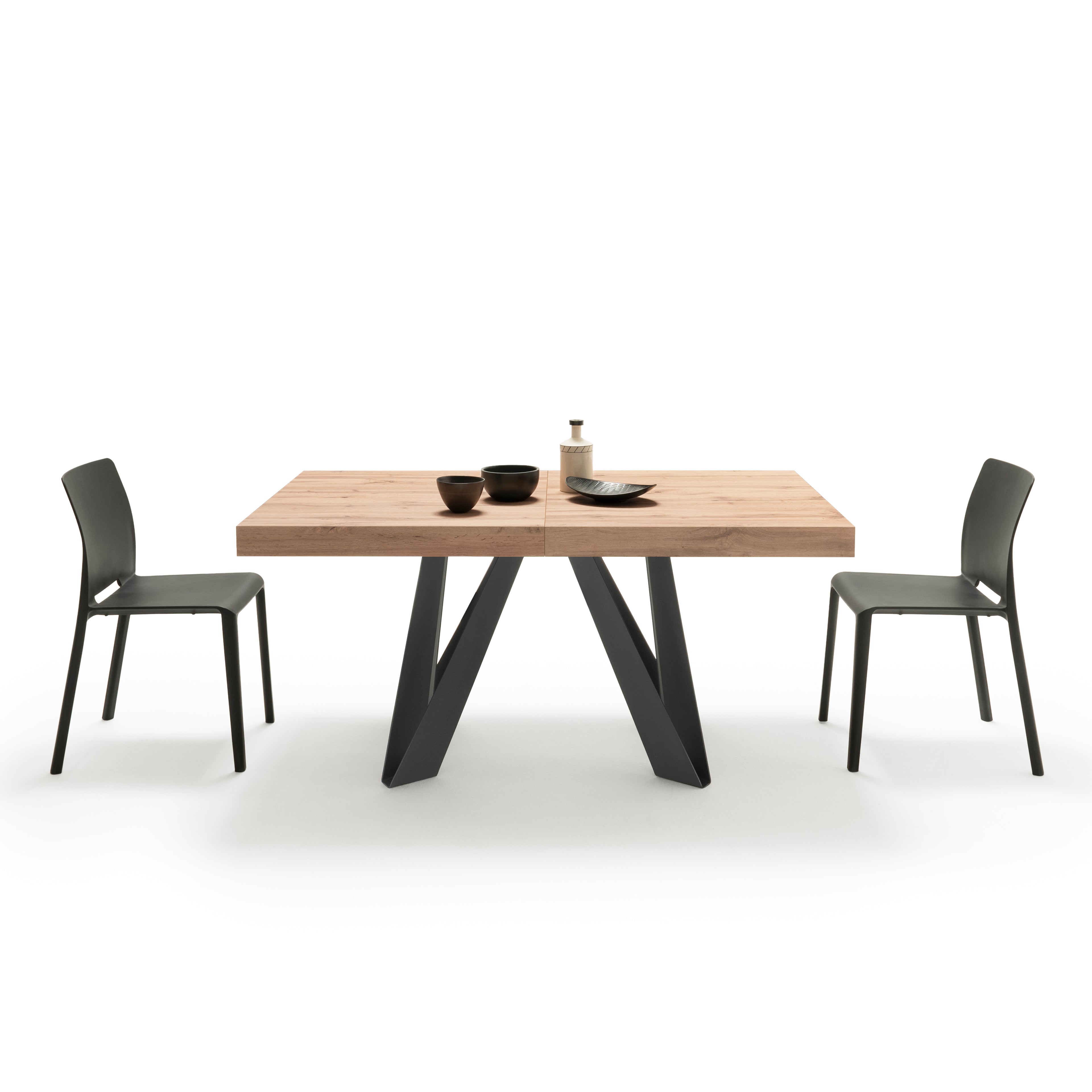 Romina Extendable Table 63(94.5)x35.4 in, Rustic Oak with Black Iron Legs - Detail image 3