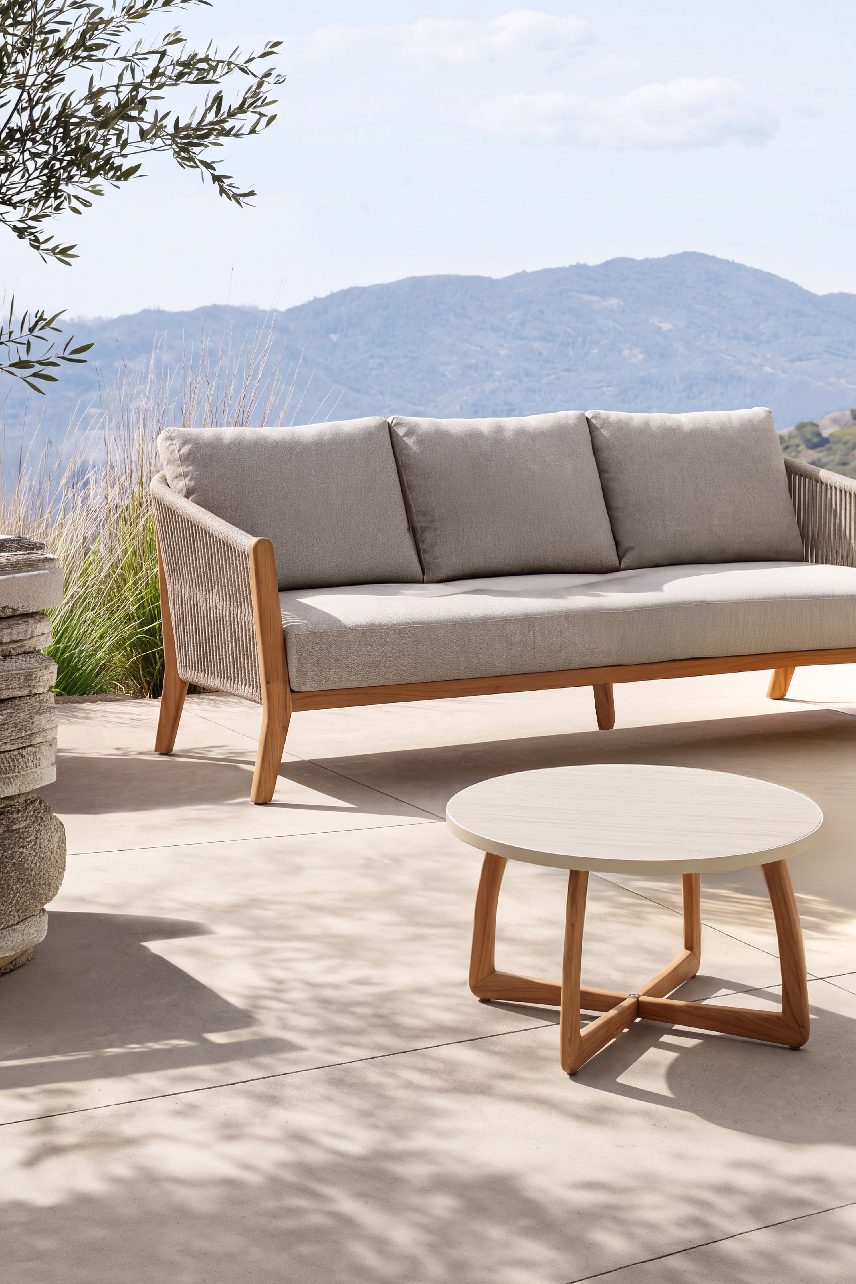 Set da giardino con divano 3 posti e tavolino rotondo Ø80x43cm, Aurora, Beige - Immagine dettaglio 1