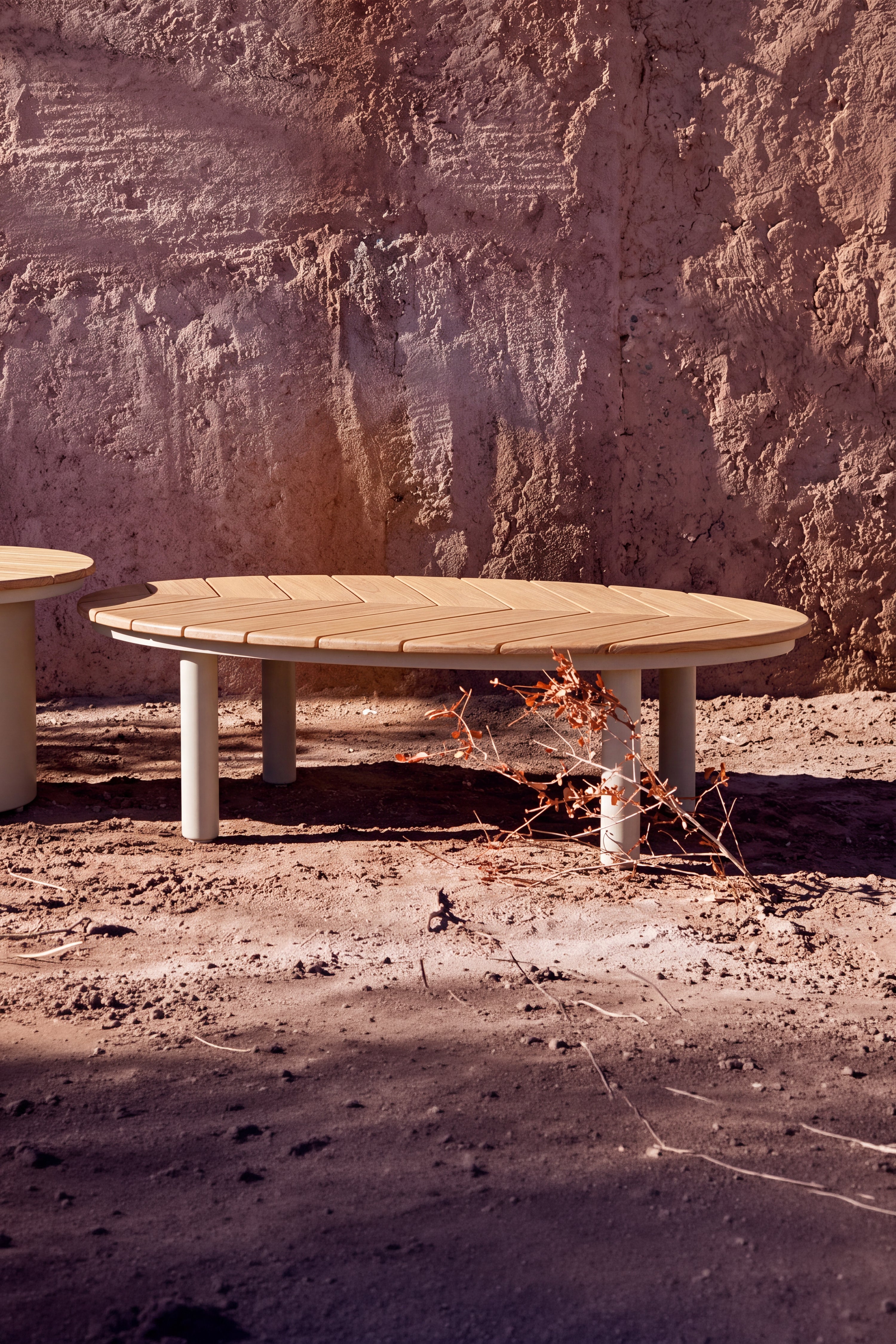 Set da giardino con divano 2 posti e tavolino ovale 110x69cm, Arya, Beige e legno di teak - Immagine dettaglio 2