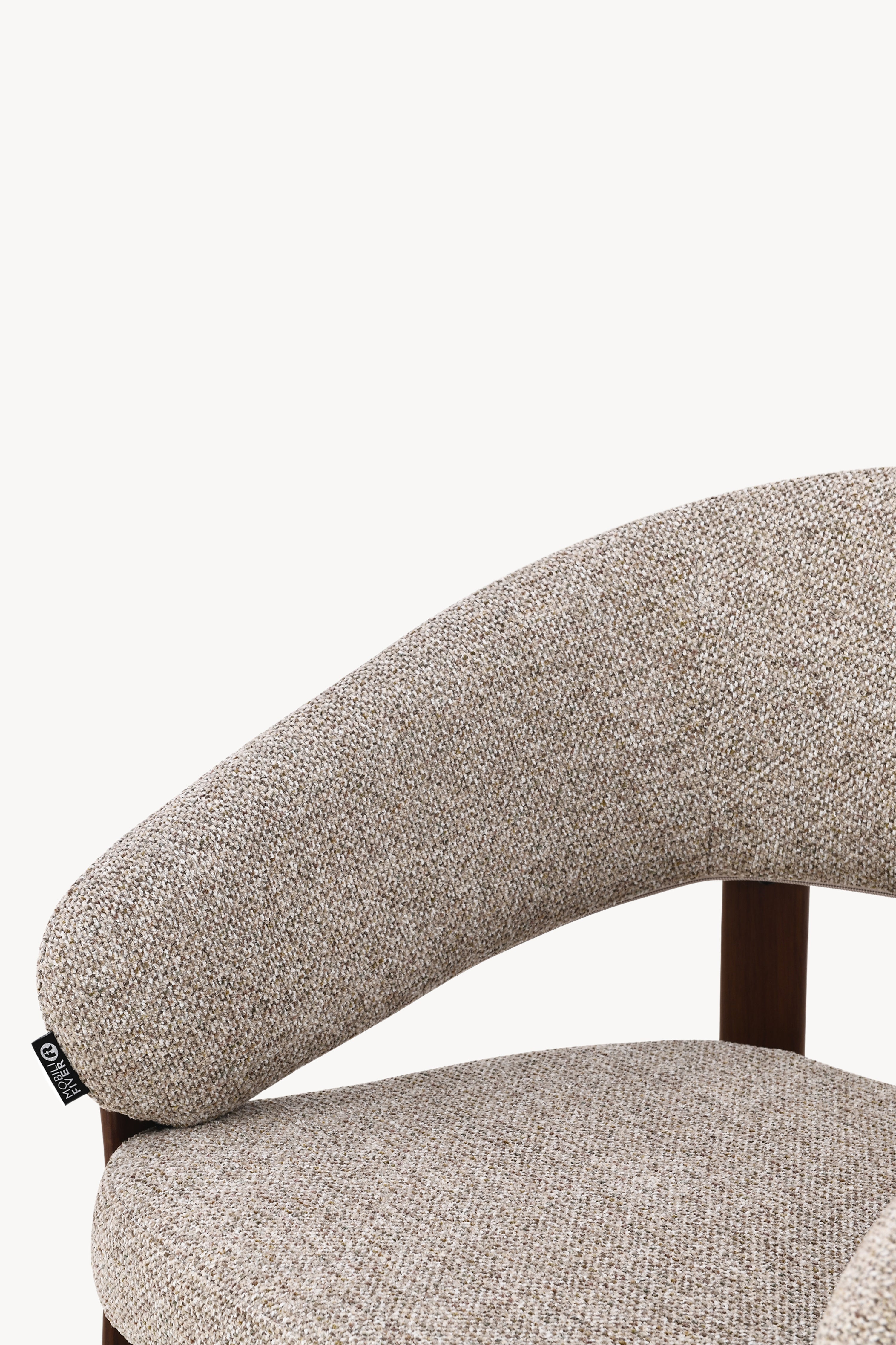 Chaises en tissu Angela, Lot de 2, Beige avec pieds en métal finition bois foncé - Image de détail 3