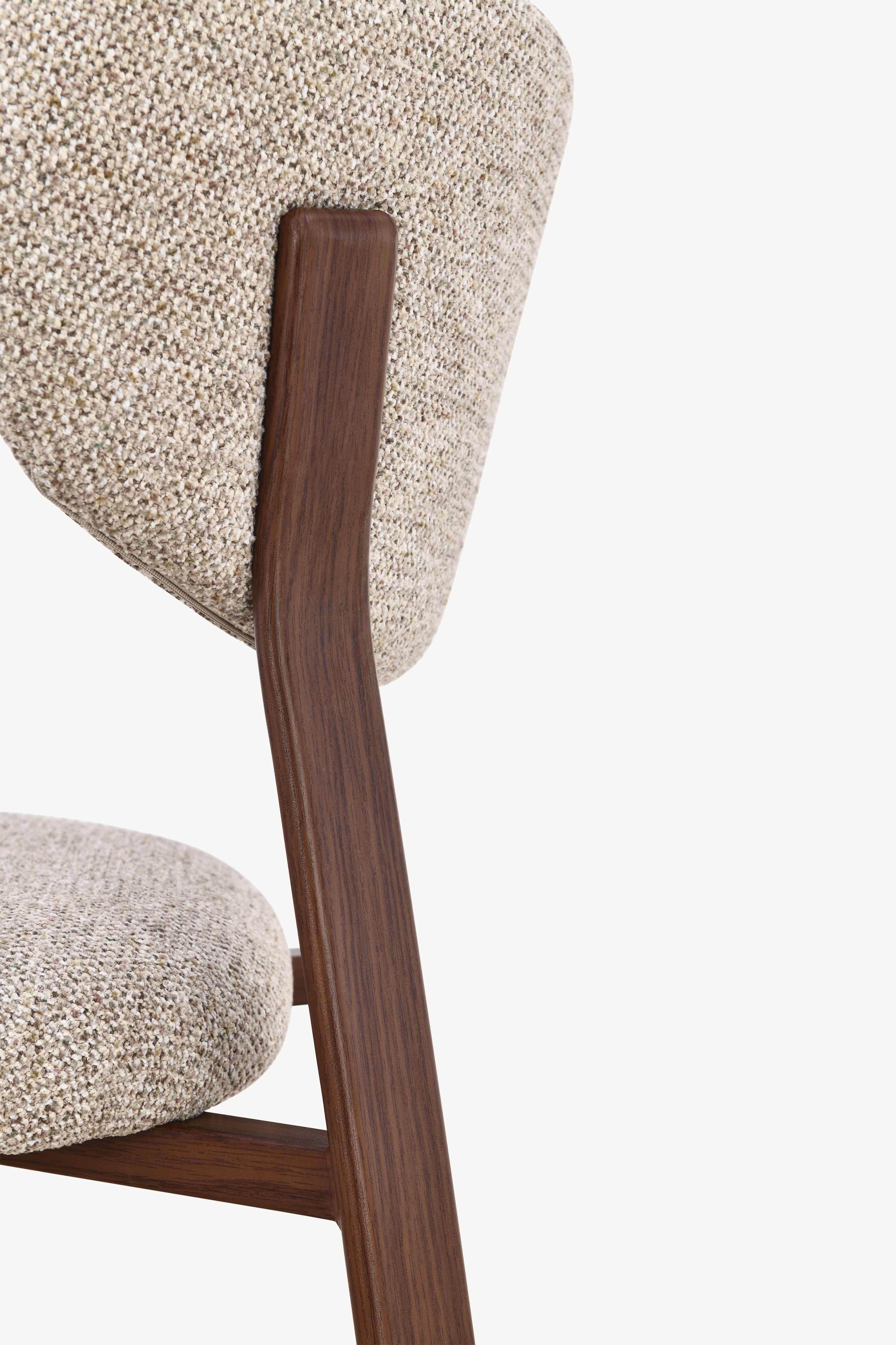 Matilda Stoffstühle, 2er-Set, Beige mit Metallbeinen in Dunkelholzoptik - Detailbild 4