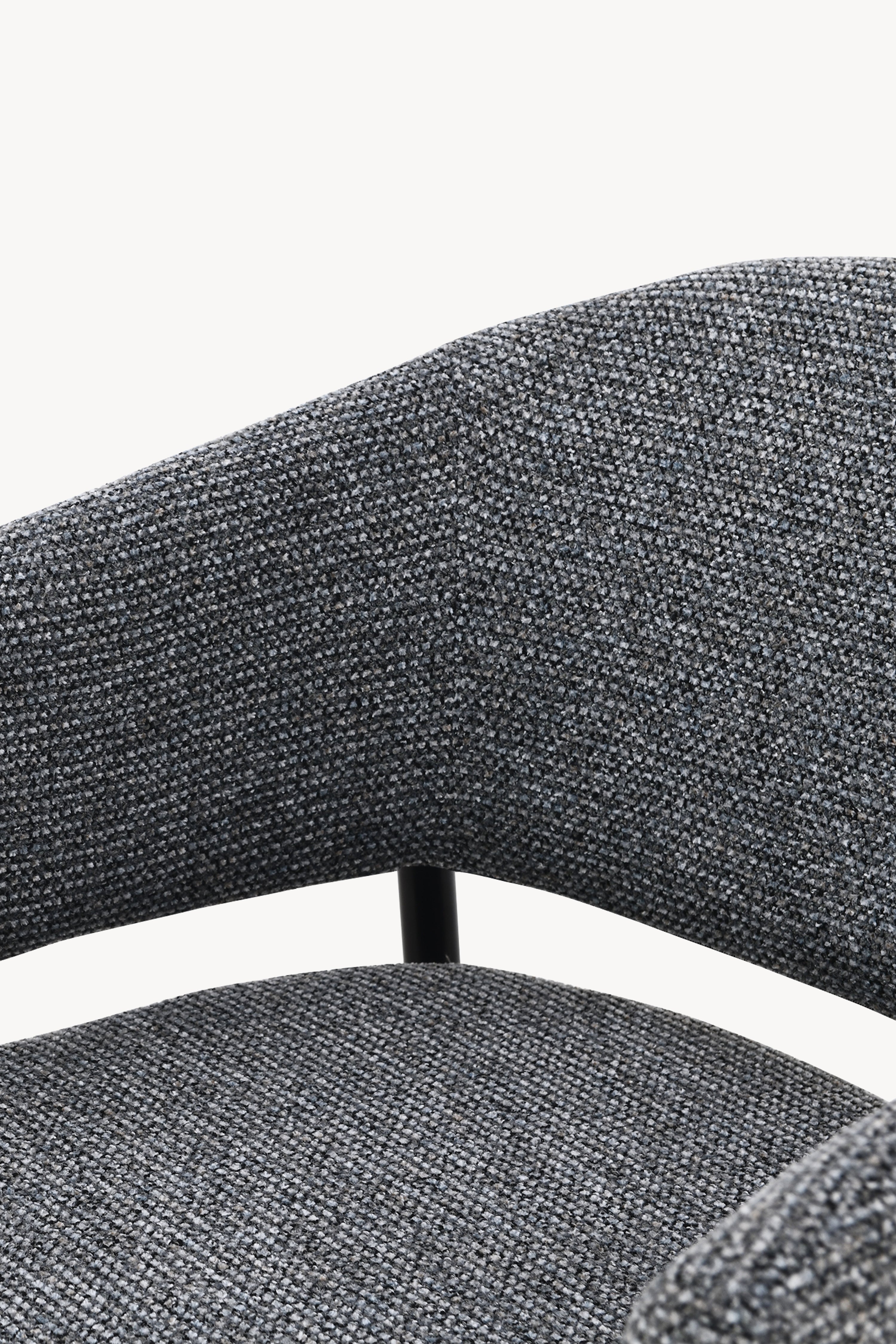Chaises en tissu Martina, Lot de 2, Gris Foncé avec pieds en métal noir - Image de détail 4
