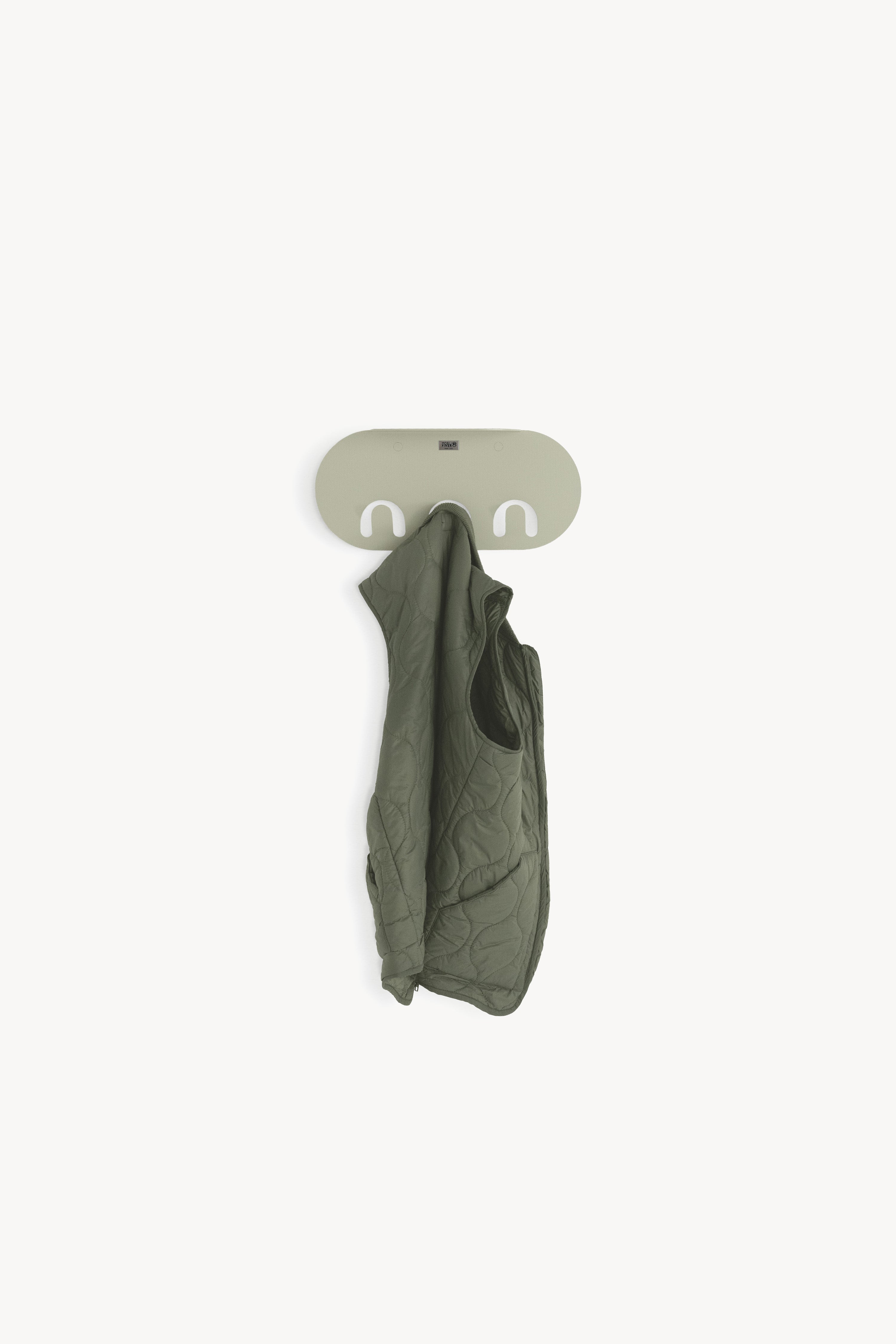 Wall-mounted metal coat rack Camilla, 40 cm, Beige