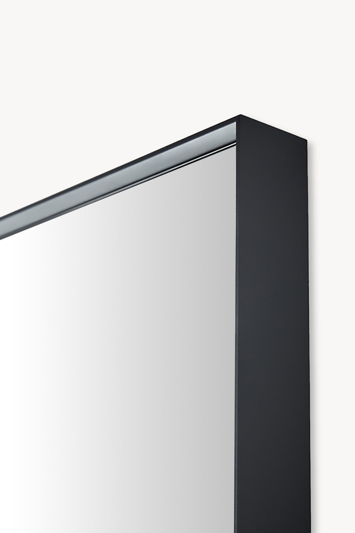 Agata Rectangular Mirror, 63x23.6 in, black aluminium frame - Detail image 1