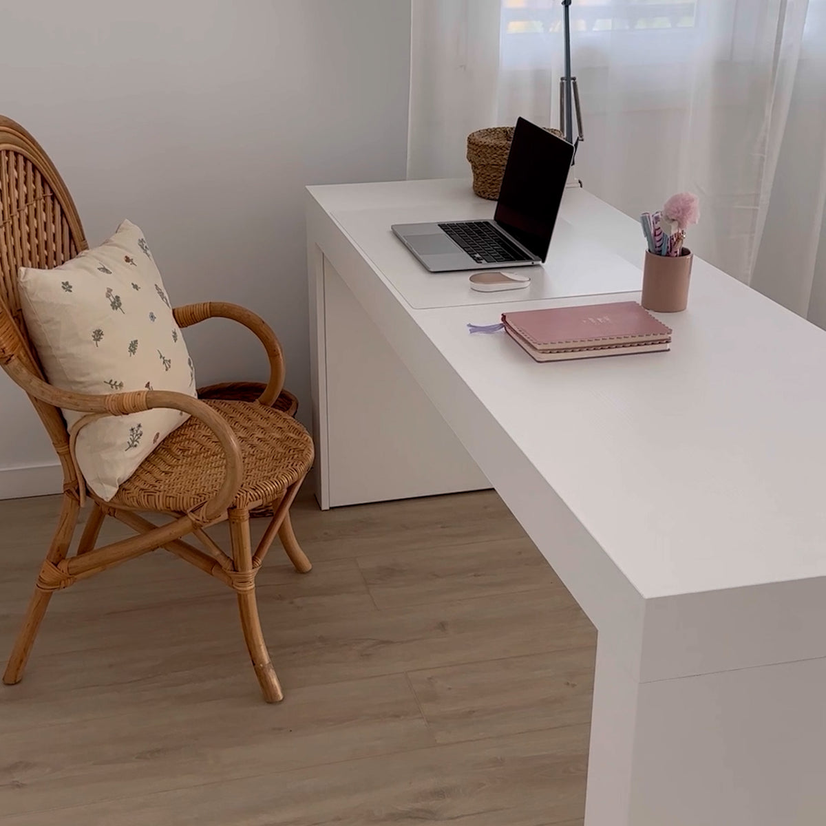 Table de bureau Evolution 180x60, Blanc Frêne avec 2 pieds