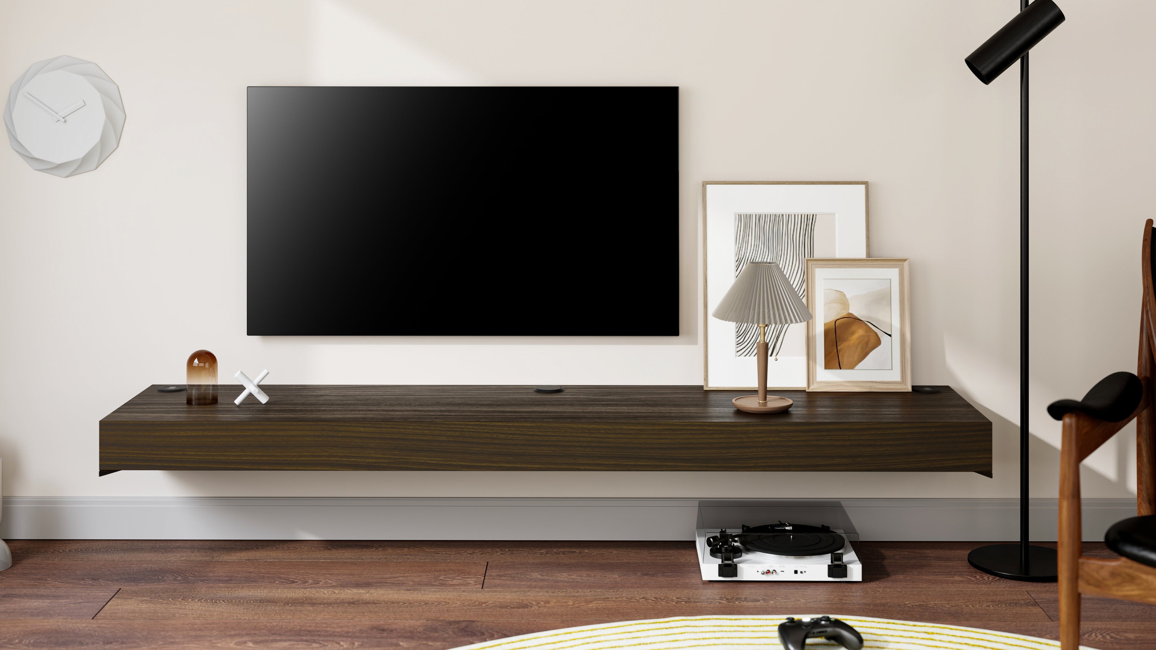 Porta Tv sospeso Evolution 180x40, Noce Scuro con Caricatore Wireless - Immagine ambientata 1