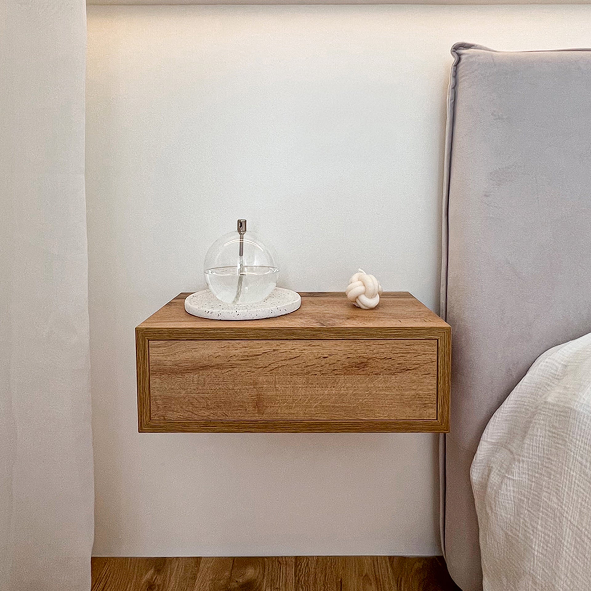 Riccardo Wall bedside table, Rustic Oak - Set image 2