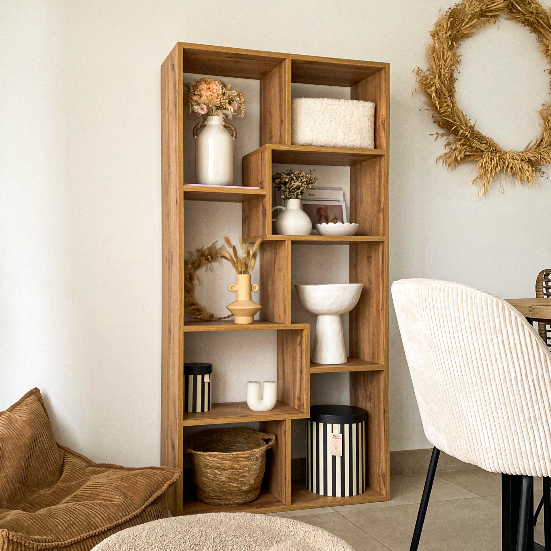 Iacopo XS Bookcase (63.31 x 31.5 in), Rustic Oak