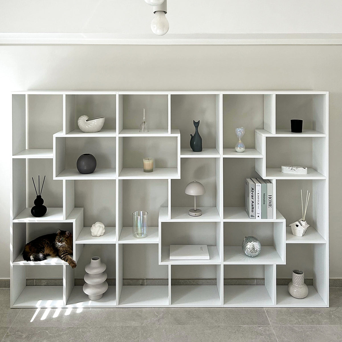Iacopo M Bookcase (160.8 x 236.4 cm), Ashwood White - Set image 1