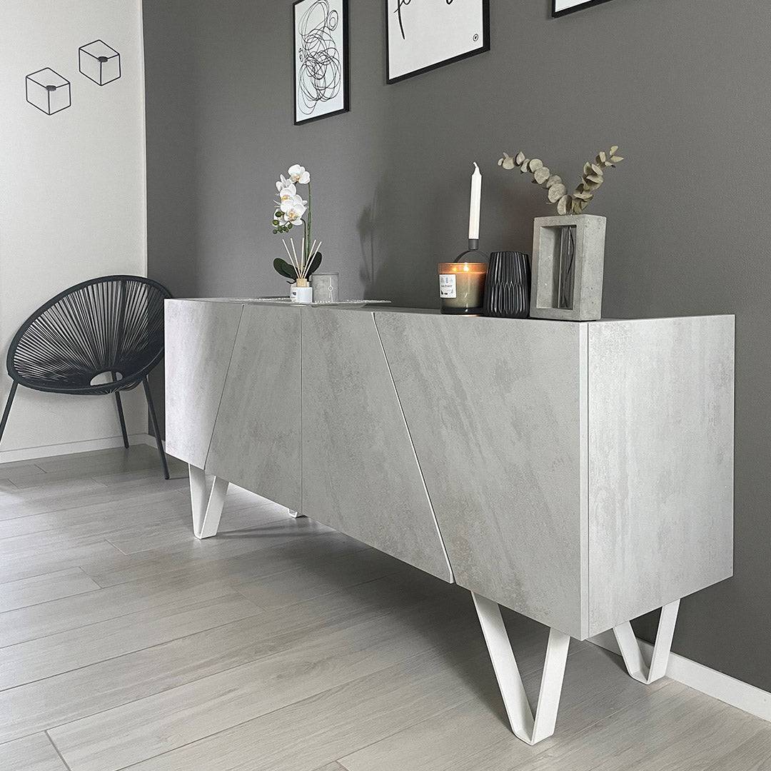 Emma, Buffet-Sideboard, 4 Türen, grauer Beton, mit weißen Beinen - Set image 1