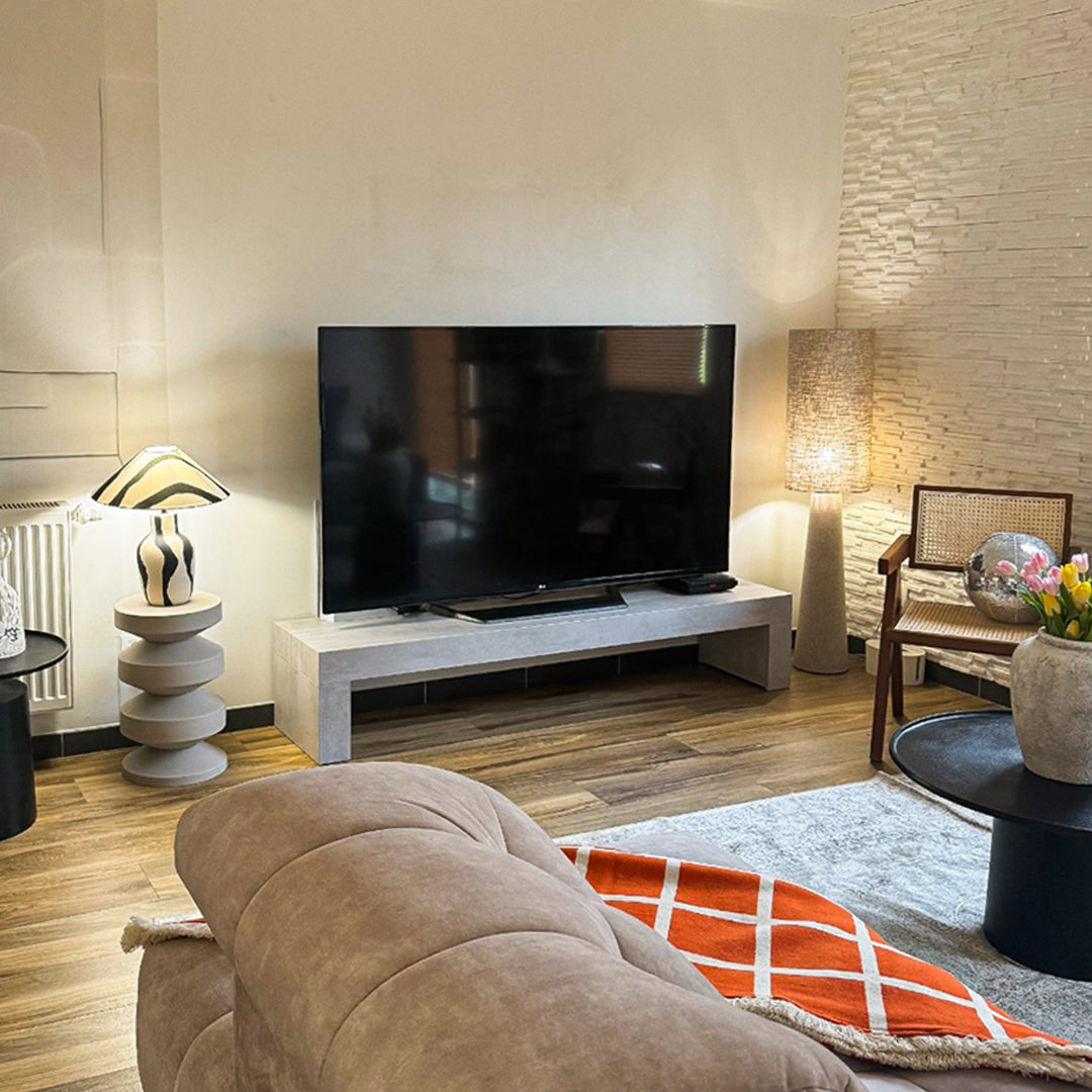 Porta Tv Evolution 180x40, Grigio Cemento - Immagine ambientata 1