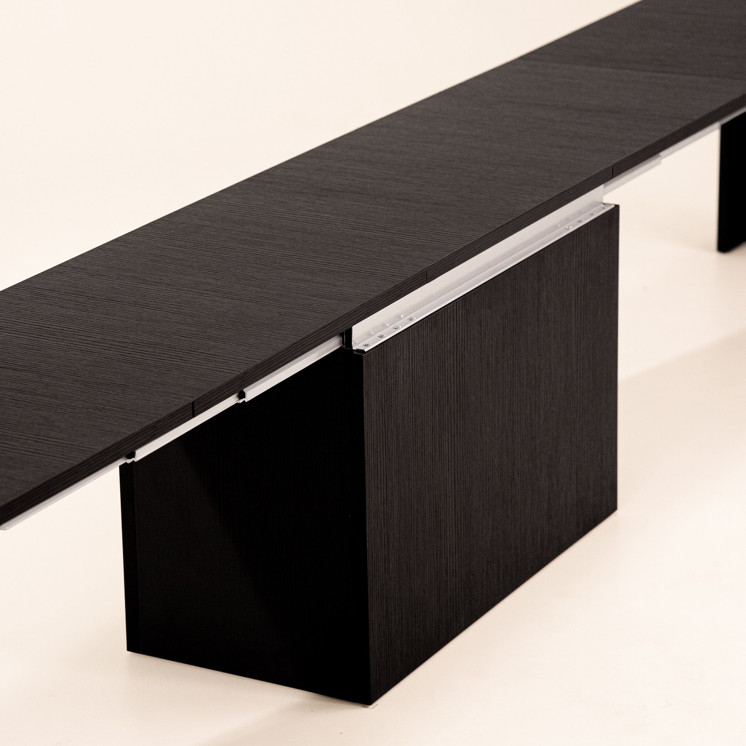 Ausziehbare Bank X 67,5(292)x35,6 cm, Esche Schwarz - Detail image 7