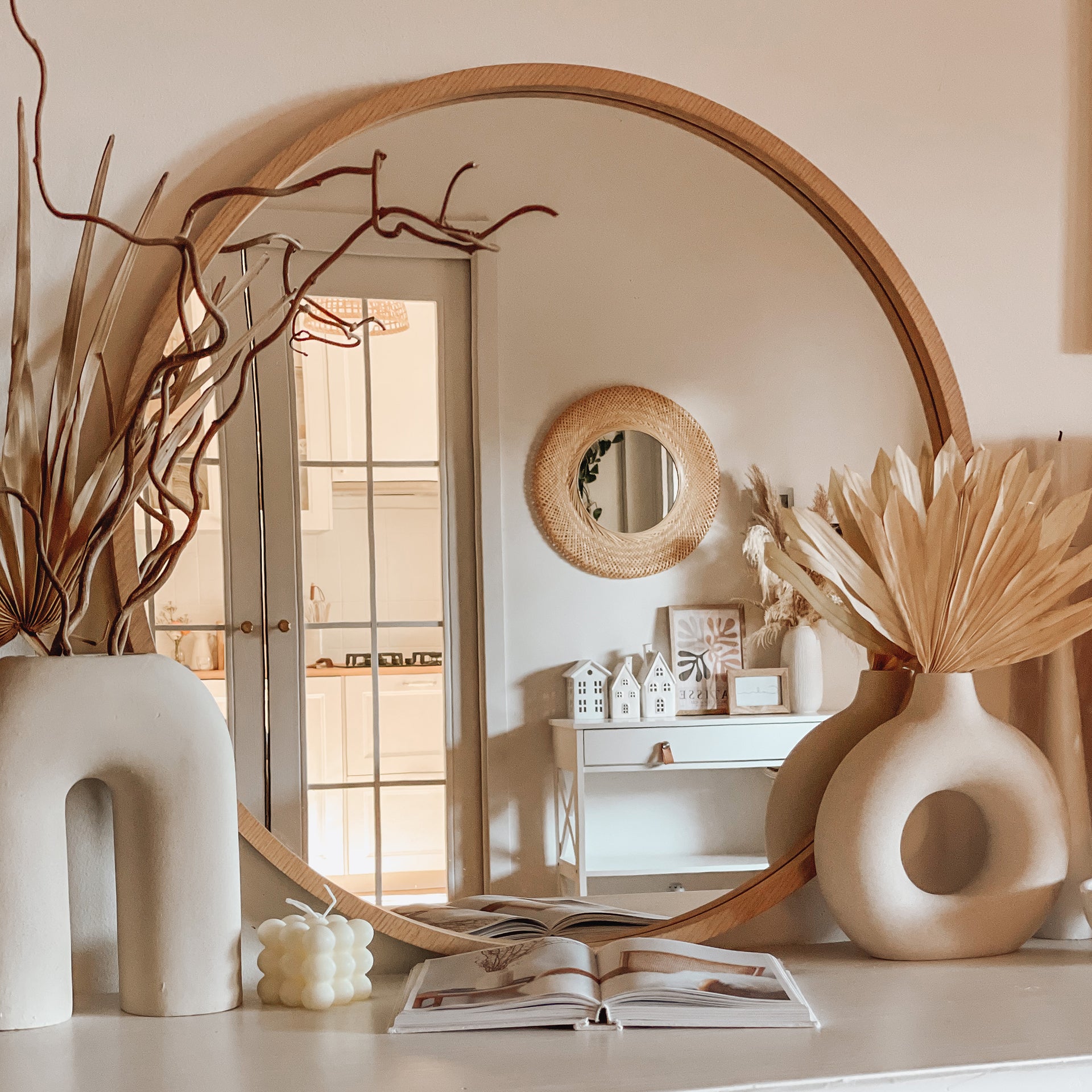 Olivia Round Mirror, 82 cm diameter, Rustic Oak
