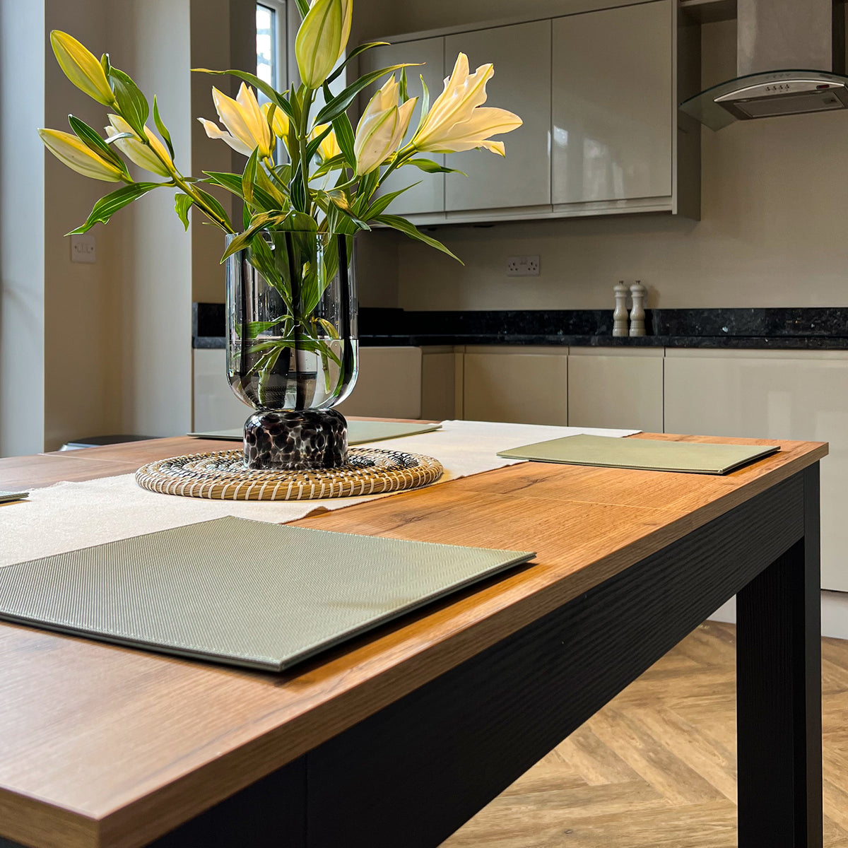 Table extensible cuisine, Easy, 140(220)x90 cm, Bois Rustique et Frêne Noir