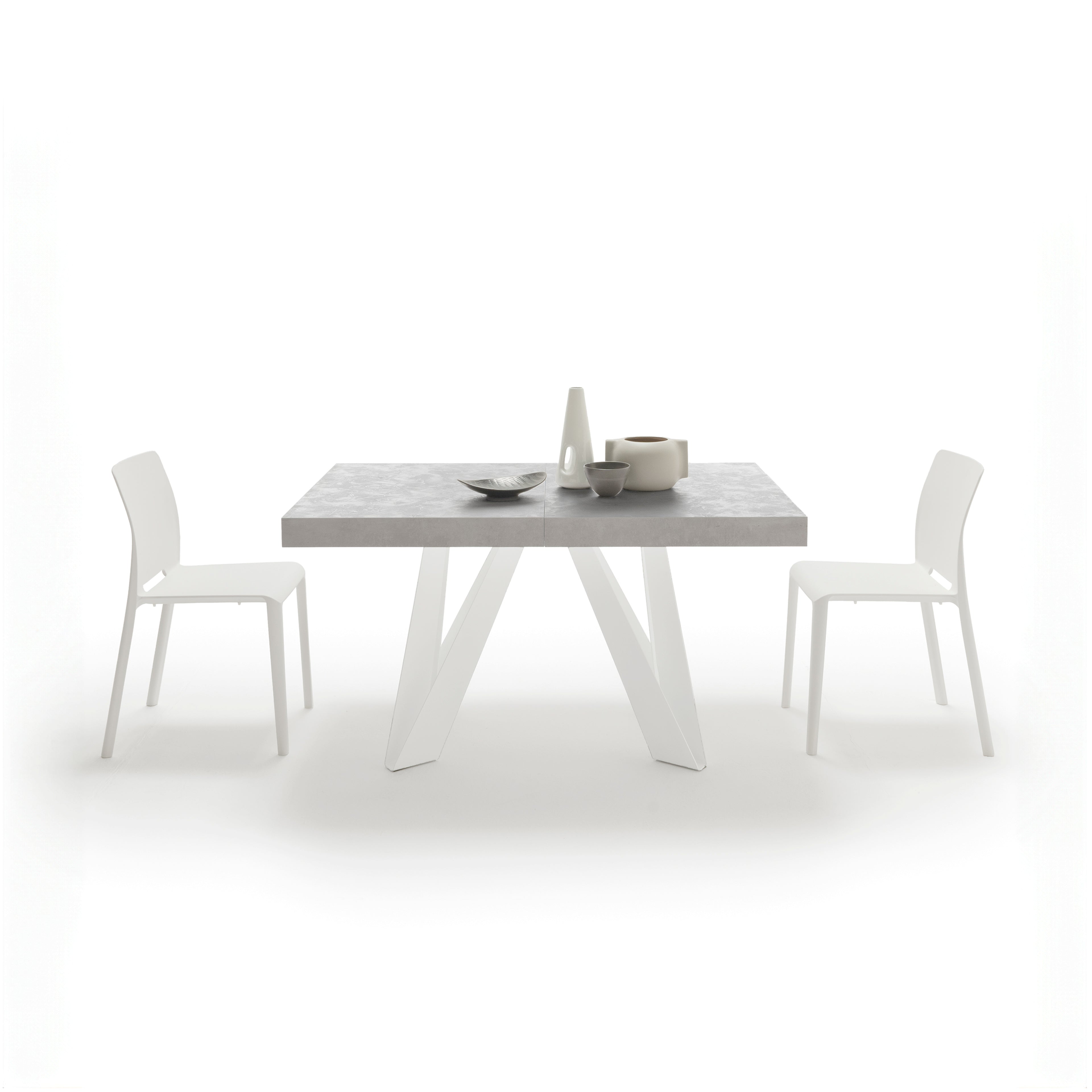 Ausziehbarer Esstisch Romina 140(220)x90 cm, Grauer Beton, Weiße Eisen Beine