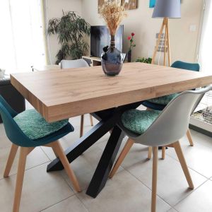 Table Extensible Emma 140(220)x90 cm, Bois rustique avec Pieds Croisés Noirs image du client 1