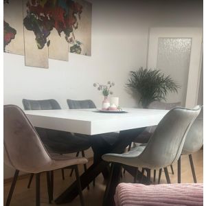 Tavolo Allungabile Emma 160(240)x90 cm, Cemento Bianco con Gambe Incrociate Nere immagine clienti 1